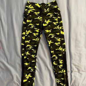 Camo leggings